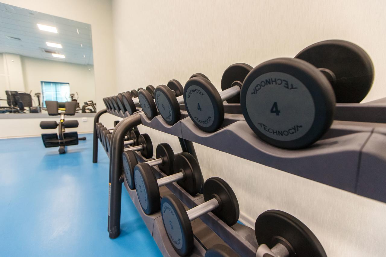 Sultan Palace Hotel อะเตรา ภายนอก รูปภาพ Dumbbells on a rack